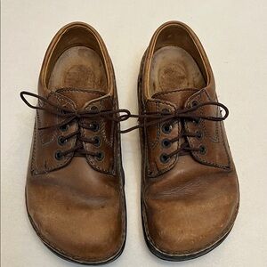 BIRKENSTOCKS BROWN LEATHER VINTAGE OXFORD SHOES